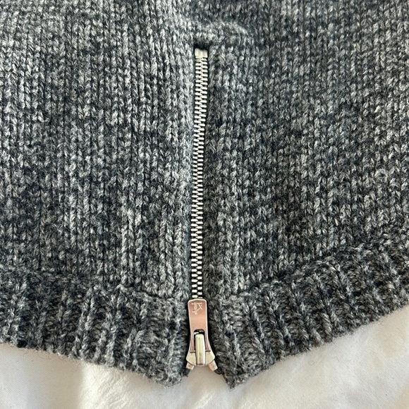 THEORY‎ Size S Sal B Woodstock Turtle Neck Sweater Gray EUC Wool Blend - Picture 8 of 12